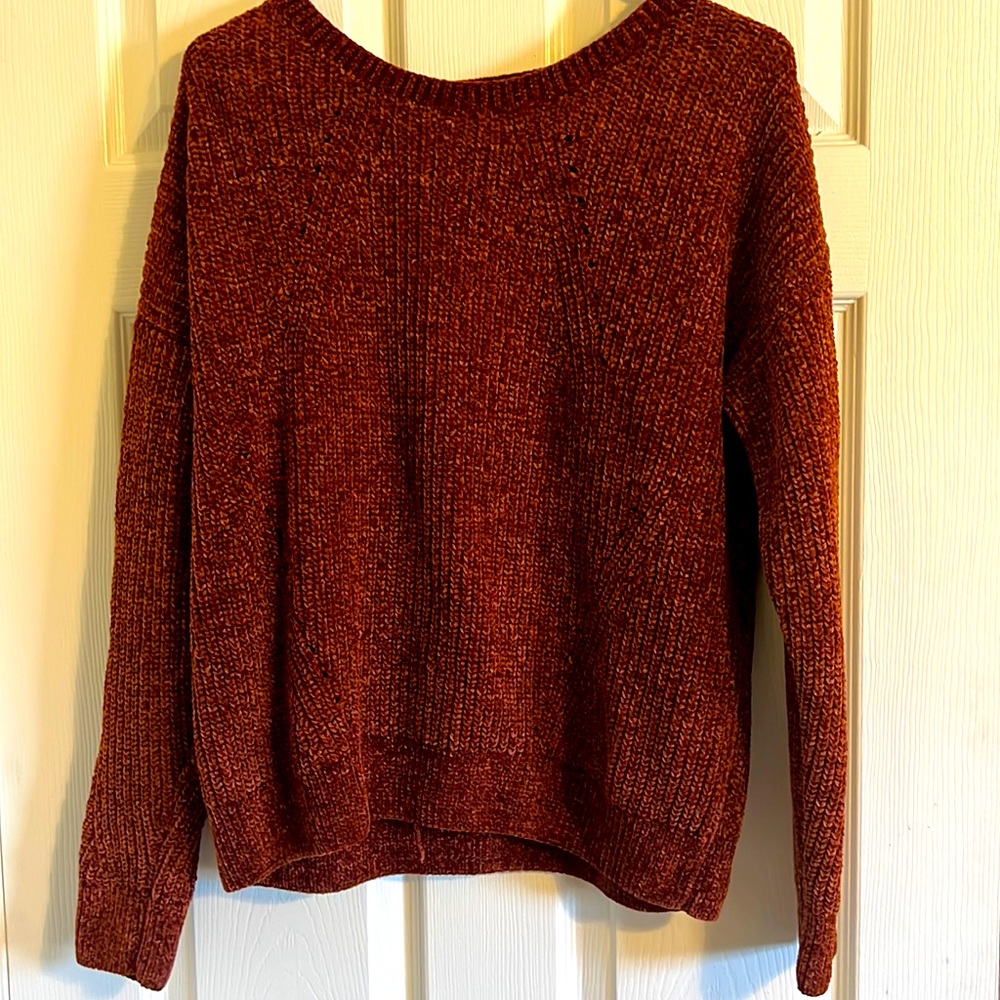 Long Sleeve Sweater, perfect for fall & super comfy!